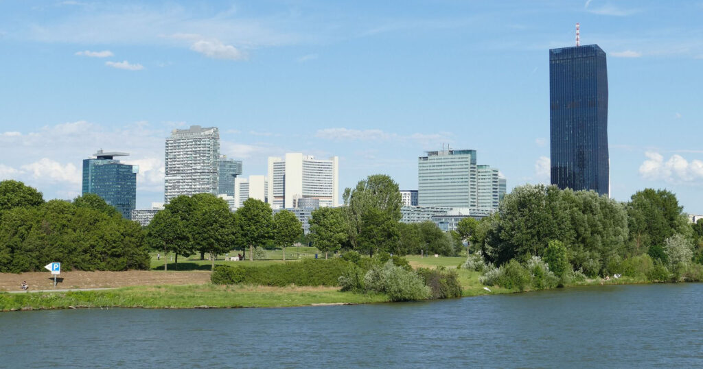 Rustler von ERSTE Immobilien KAG beauftragt – Verwaltung von 22 Liegenschaften